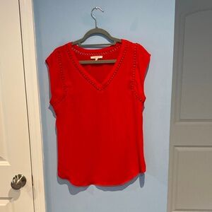 41 Hawthorn top I. Red with cutouts